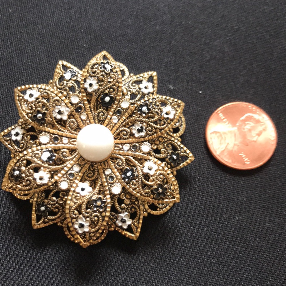 Filigree flower Brooch Germany Enameled VINTAGE - Picture 4 of 7